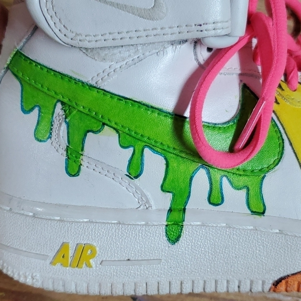 Simpsons Nike Air High Top Sneakers 5Y  Vivid colors 2015 - Picture 8 of 11